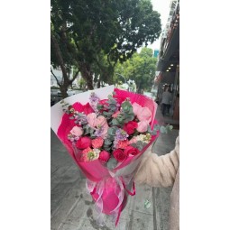 玫红色系花束