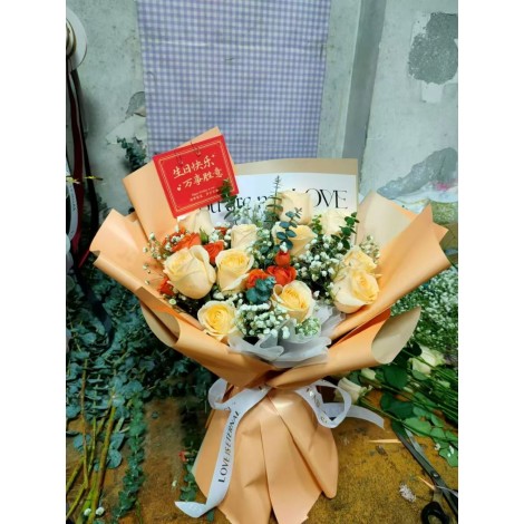 （惊艳时光）10朵香槟玫瑰花束