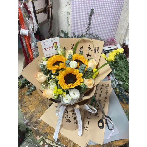 （优雅永不过时）3朵向日葵花束